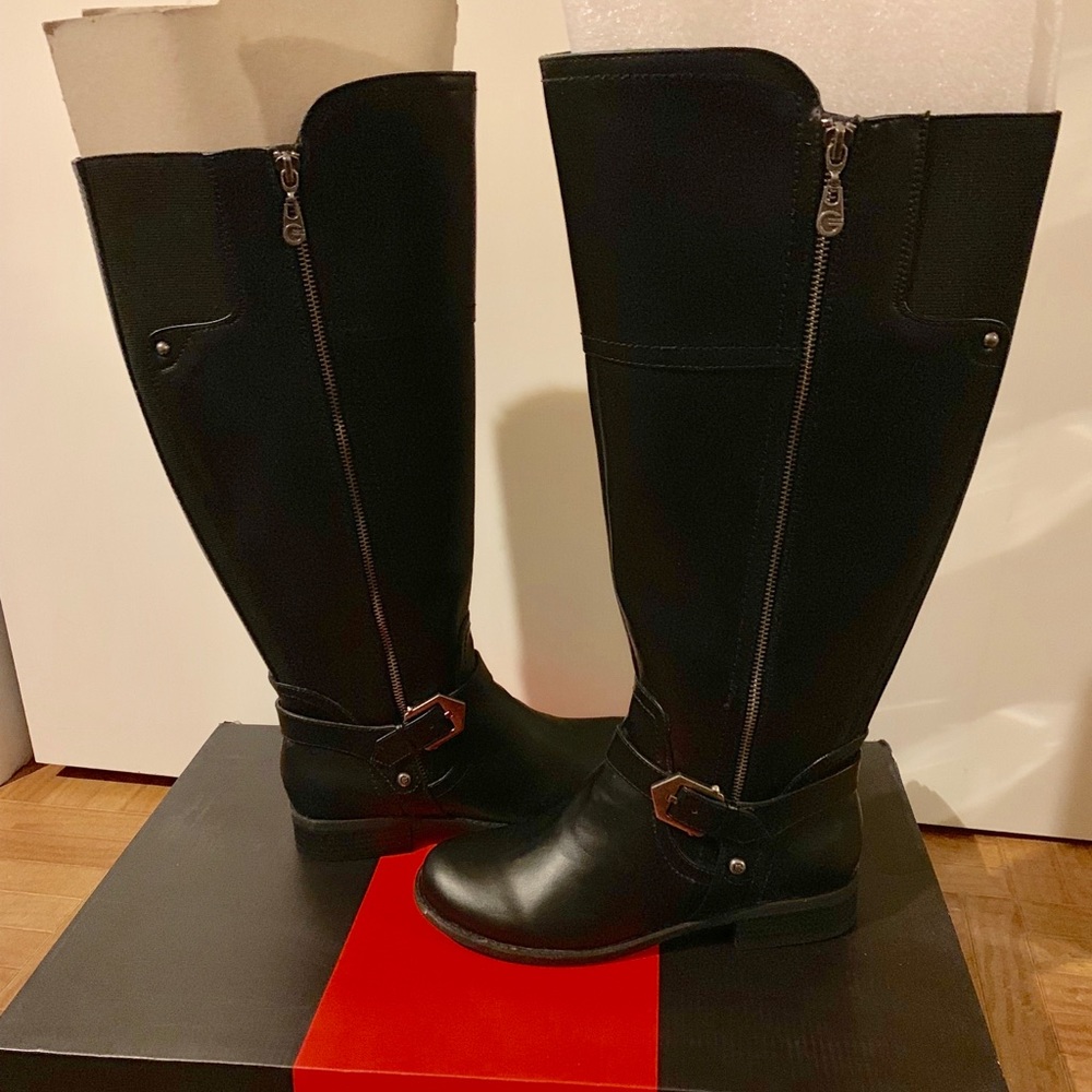 Guess boots